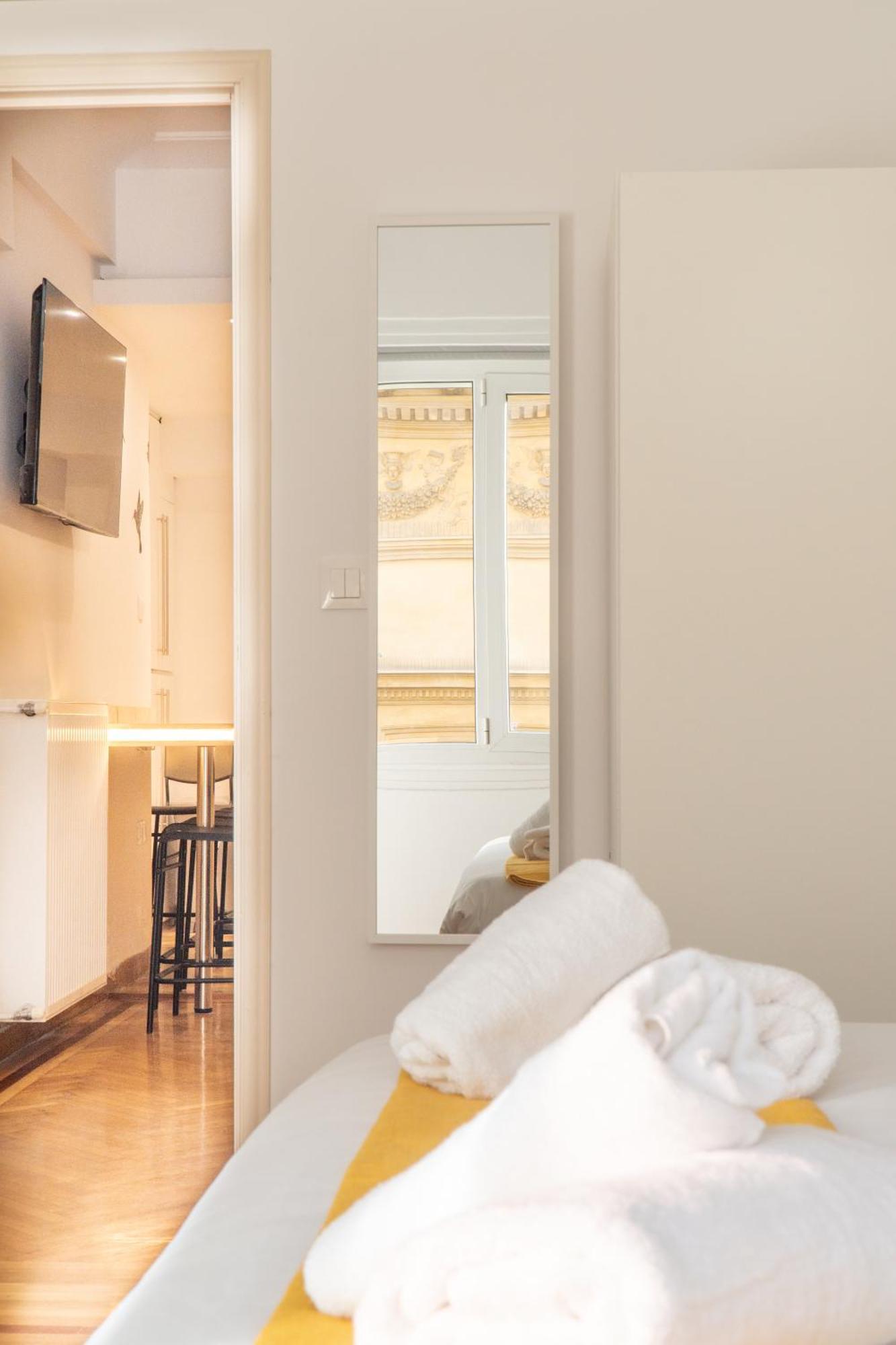 Syntagma Square, 100Sqm Luxurious Family Apt Ateny Zewnętrze zdjęcie
