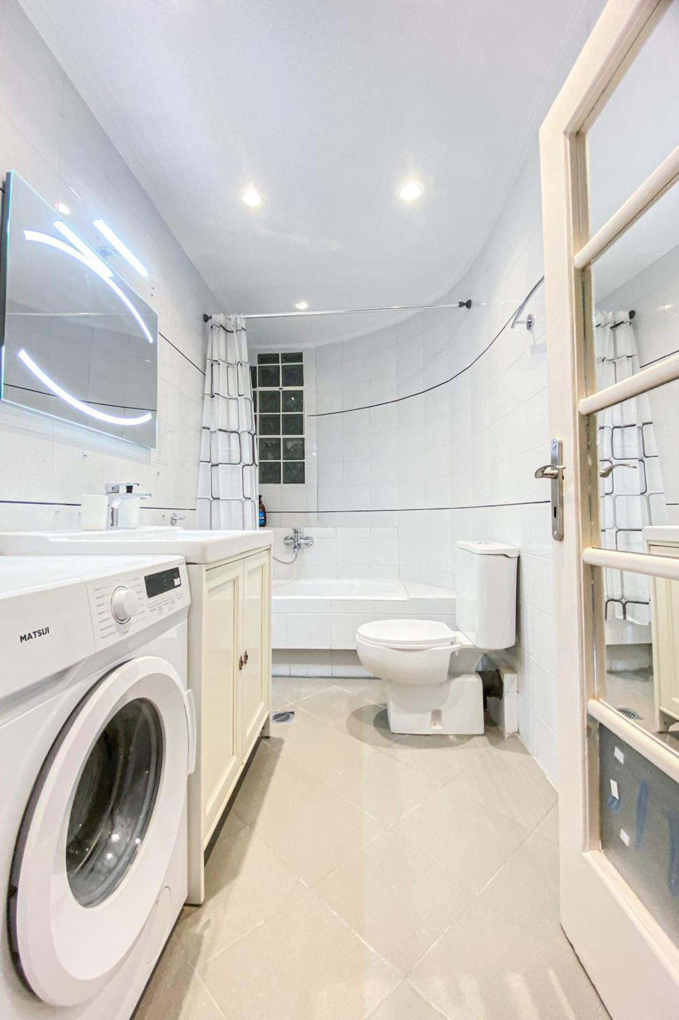Syntagma Square, 100Sqm Luxurious Family Apt Ateny Zewnętrze zdjęcie